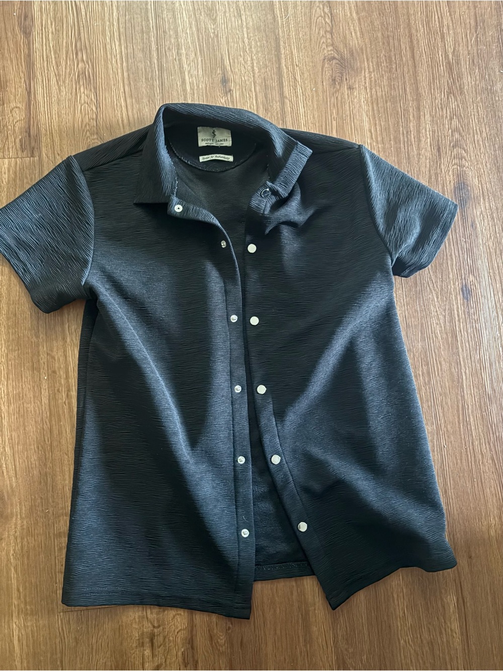 Black Short-Sleeve Snap-Front Casual Shirt by Scott James